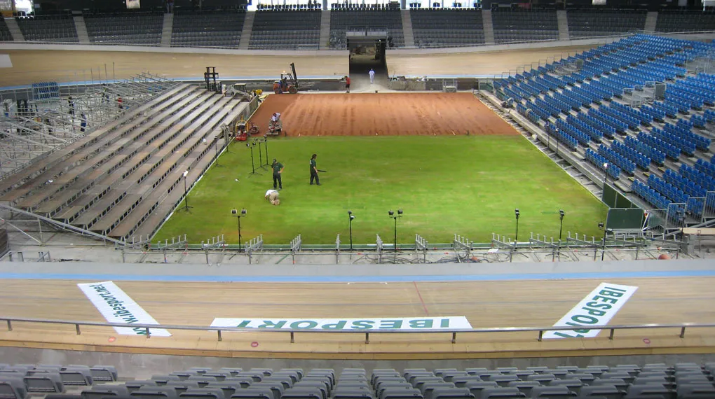 费德勒vs纳达尔草地-红土表演赛